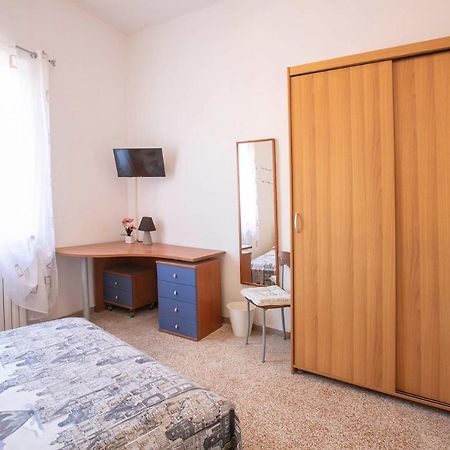 Pisa Central Apartment ภายนอก รูปภาพ